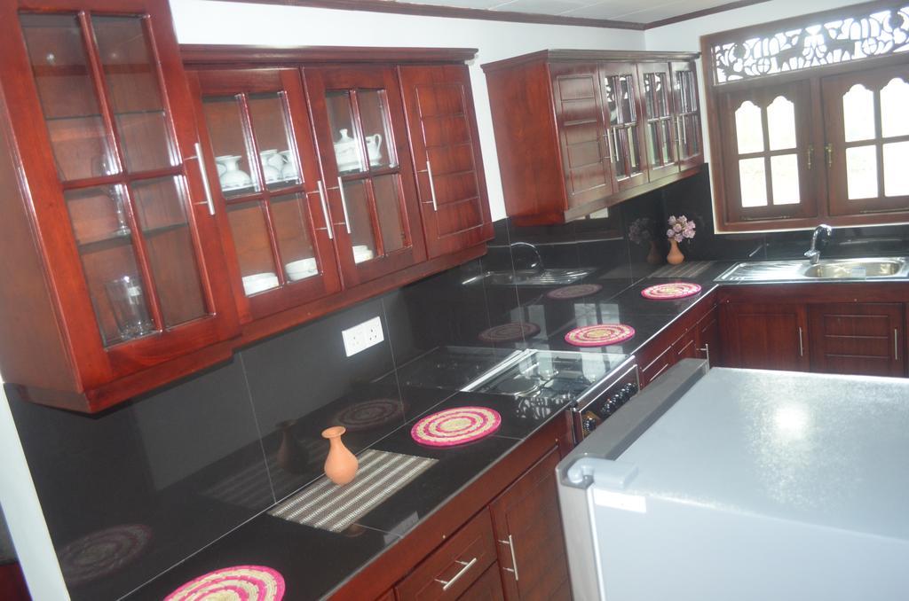 Induruwa Beach Villa Бентота Екстериор снимка
